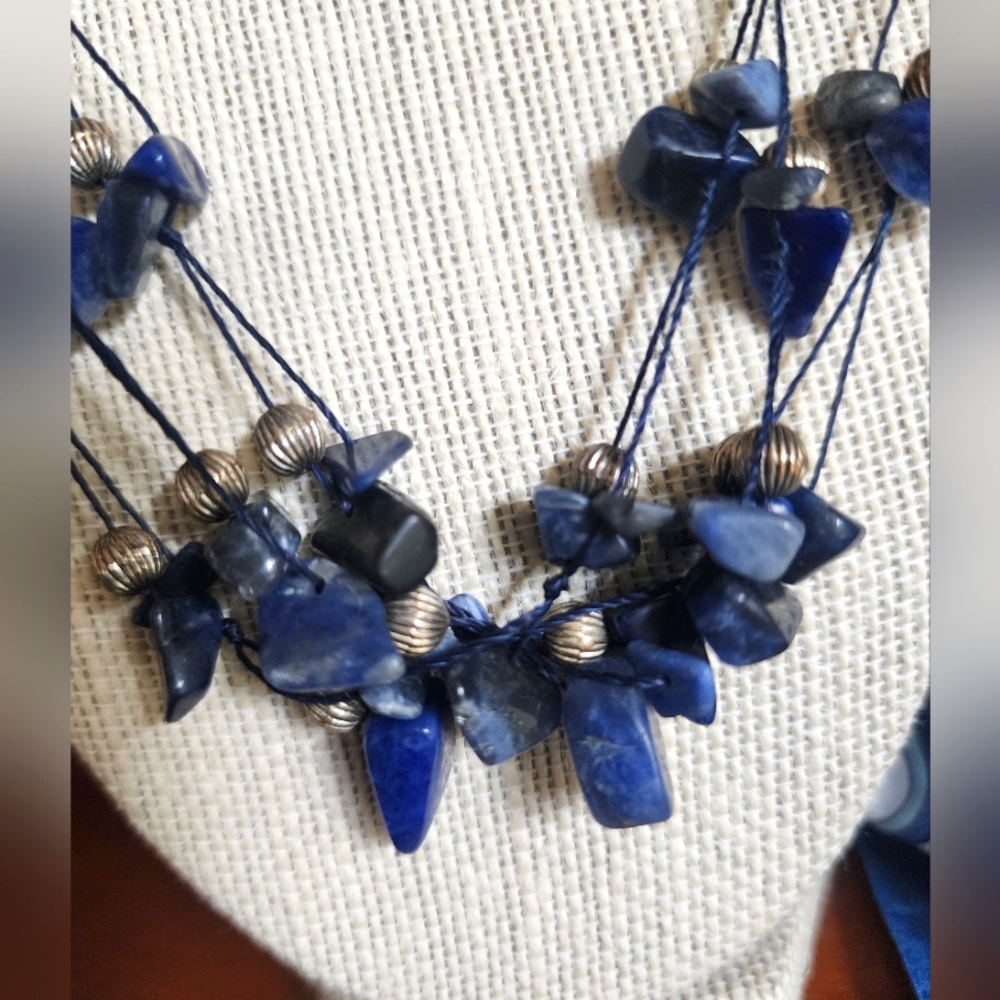 Elegant Blue Triple Beaded Necklace!!💙🩵💙 - Picture 2 of 6